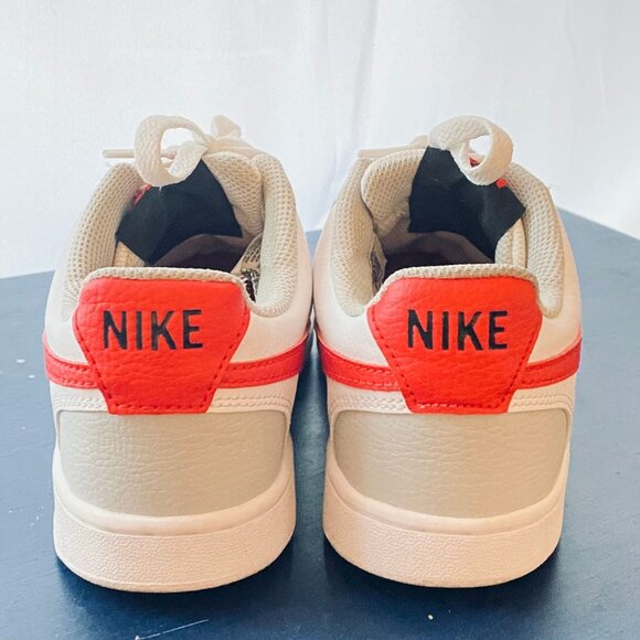 Nike Court Vision Low  SIZE 5.5 - Picture 3 of 5